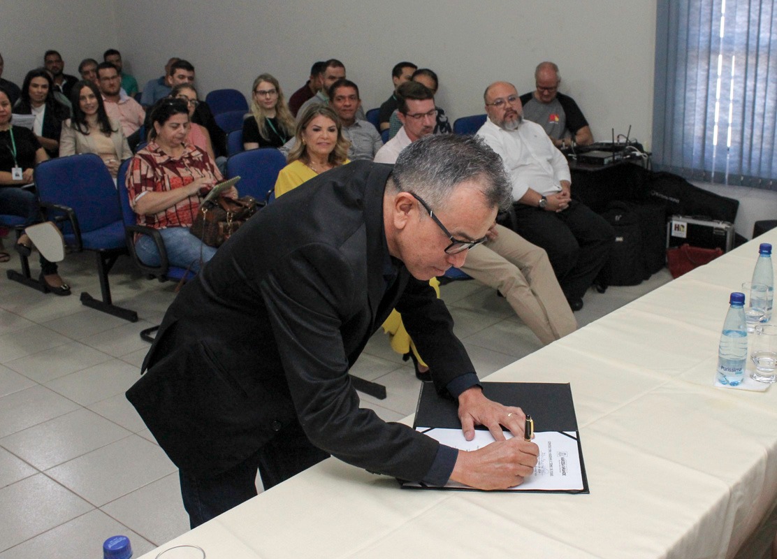 ca84355e59d2faa92fddf72c2ff07bb5-1