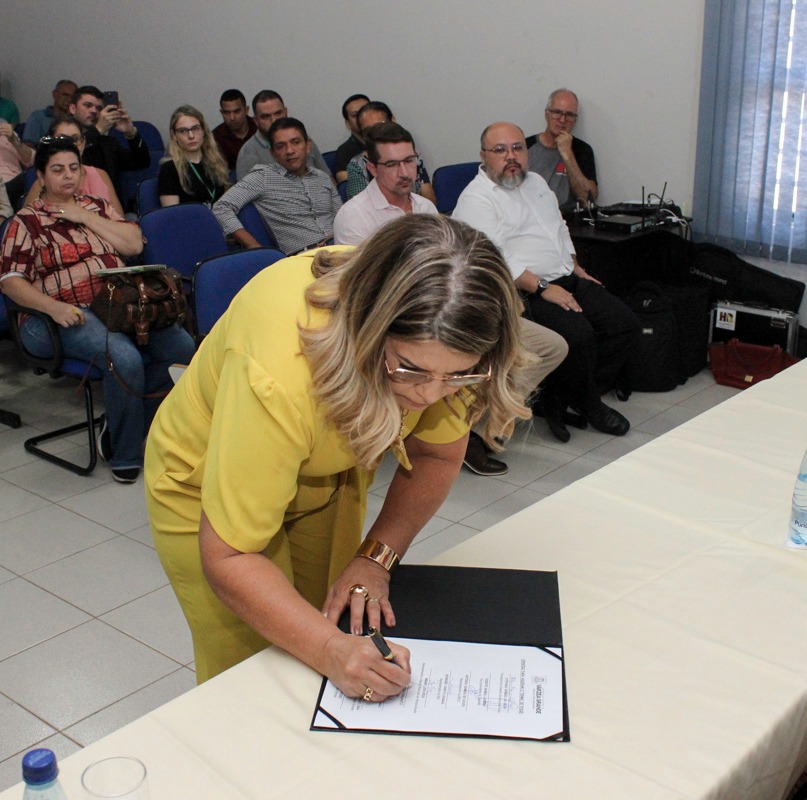 81800634c9a2e5ed27461ba8e048362e-1