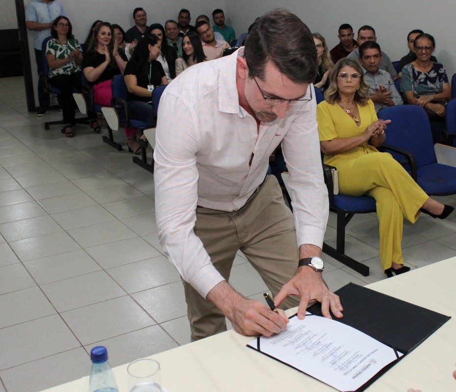 6ec0e6813be8138d85795c6be3d75393-1