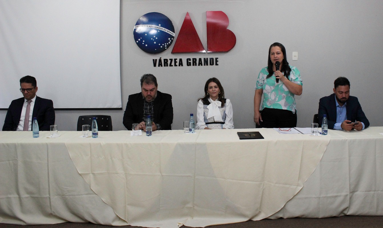 feaea9ded19d02d58b1acc99e1f3b26a-1