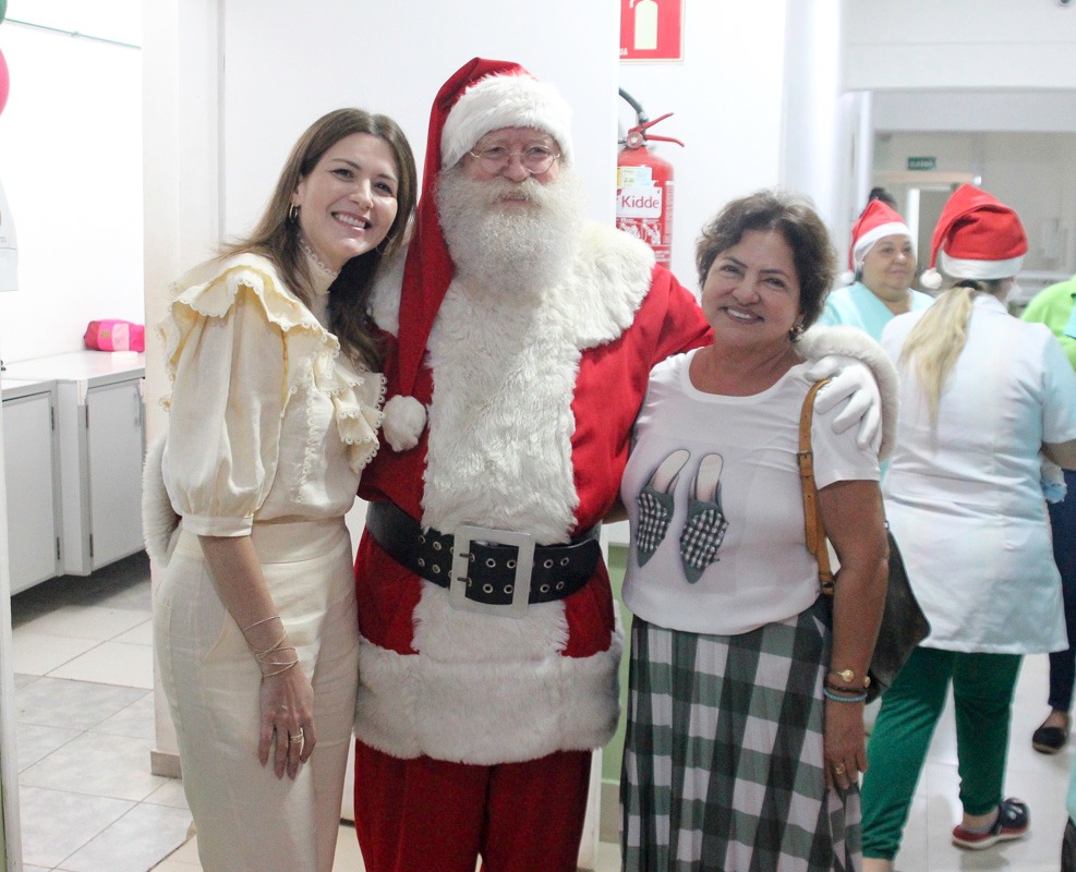 da1e868e243a49638a4cd10d07ac850c-1