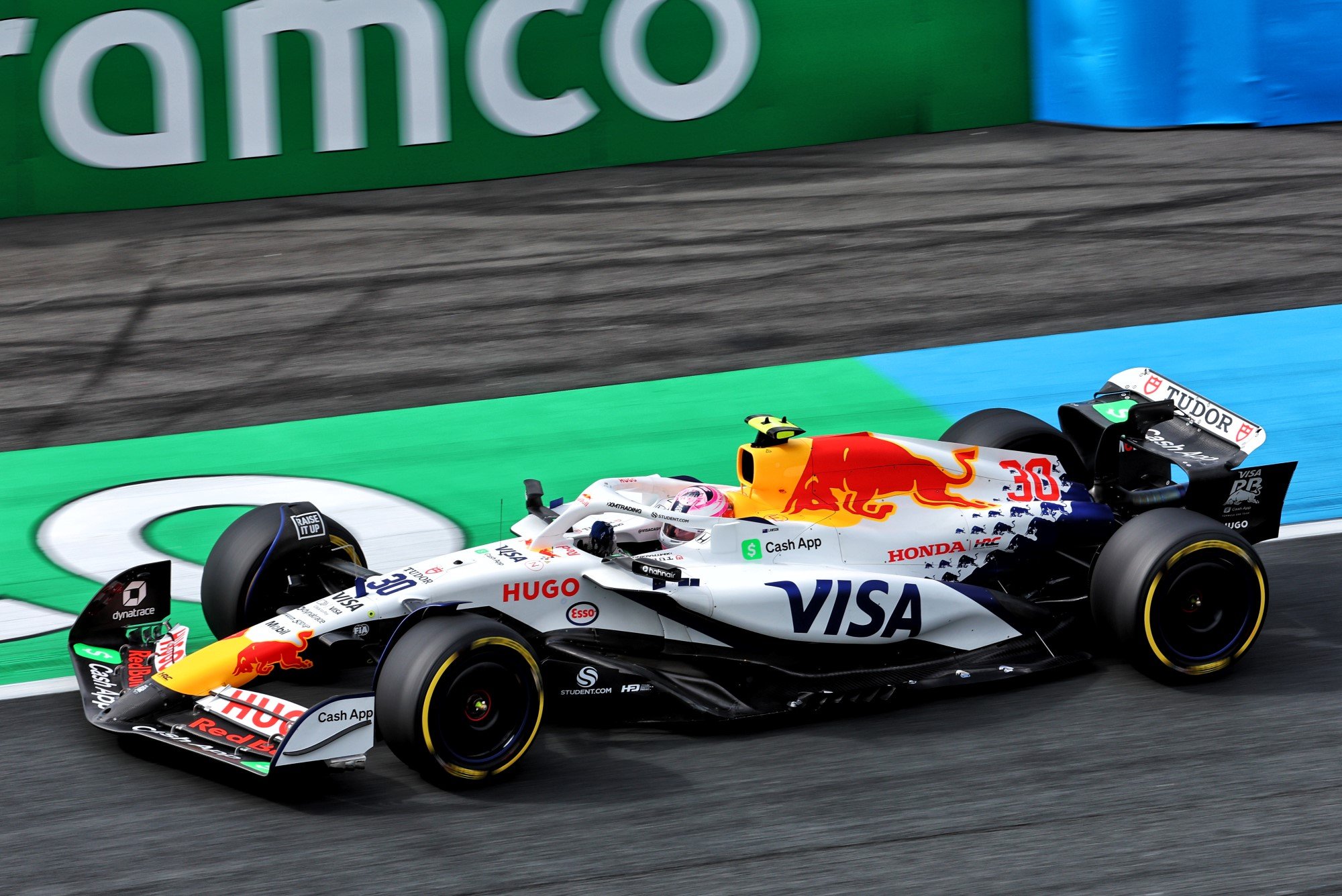 F1: Confira as imagens dos primeiros treinos do GP da Holanda Liam Lawson (NZL) Racing Bulls VCARB 02.