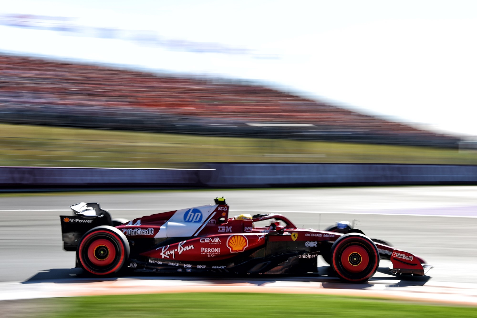 F1: Confira as imagens da pole de Piastri para o GP da Holanda Lewis Hamilton (GBR) Ferrari SF-25.