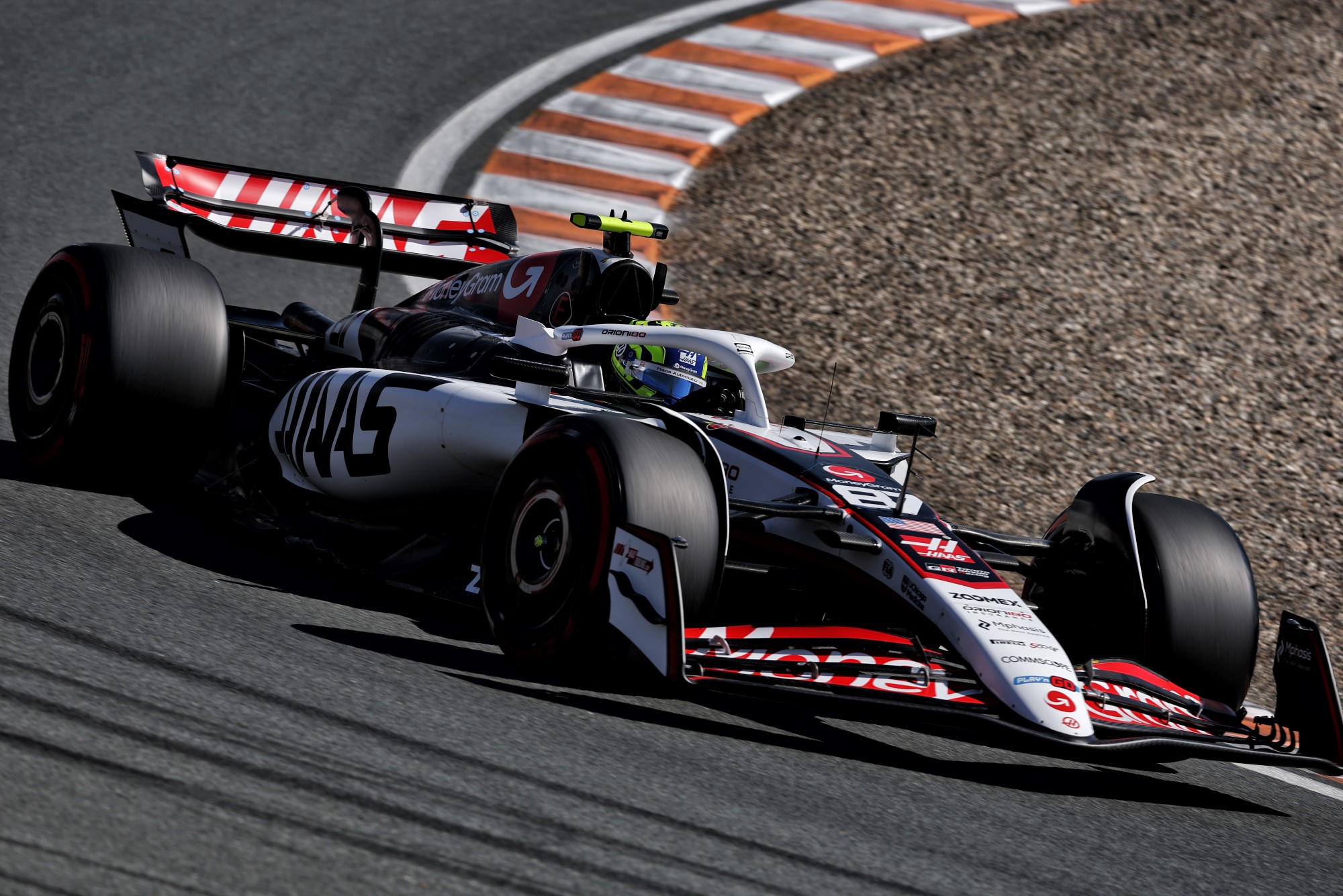 F1: Confira as imagens da pole de Piastri para o GP da Holanda Oliver Bearman (GBR) Haas VF-25.