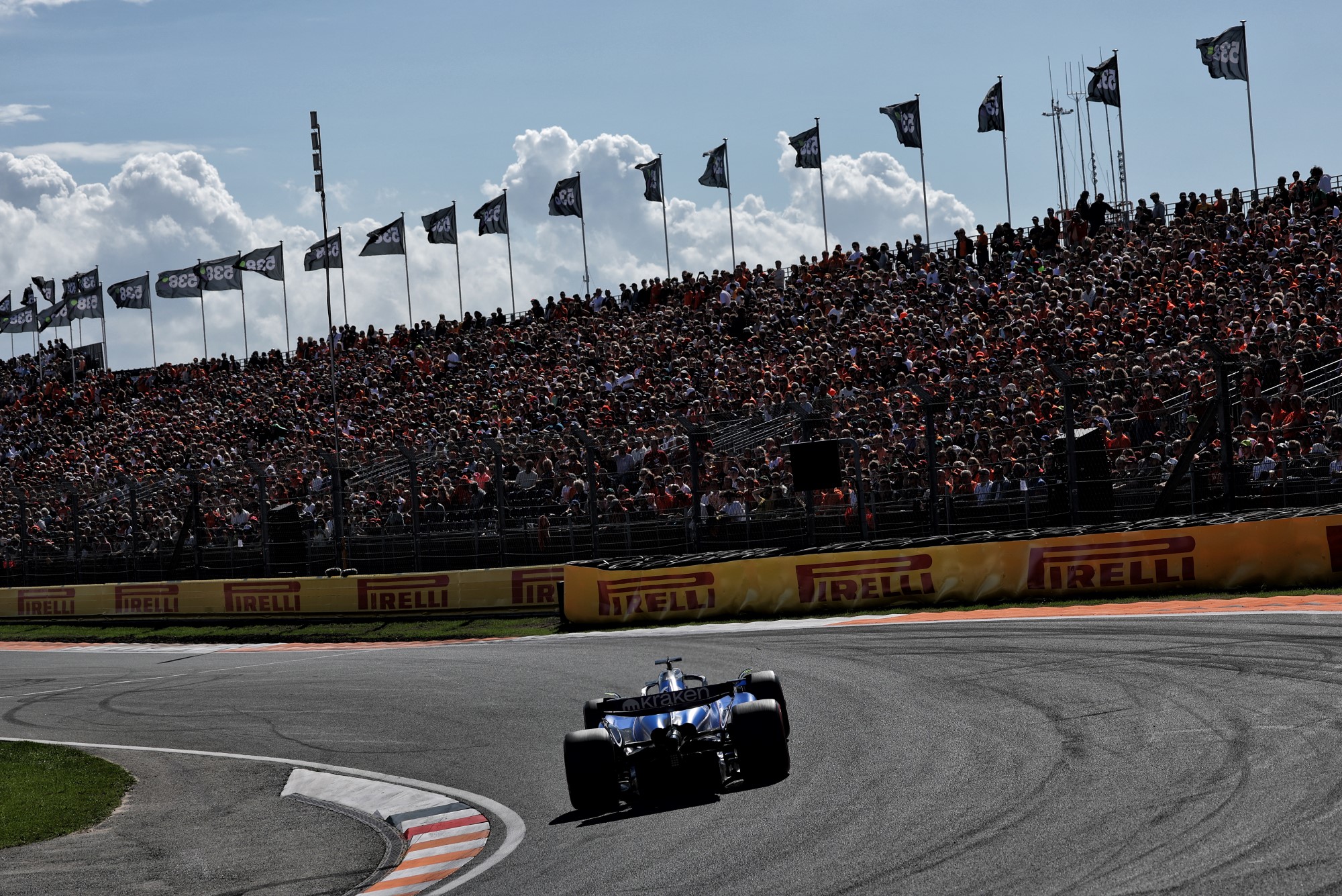 F1: Confira as imagens da pole de Piastri para o GP da Holanda Alexander Albon (THA) Atlassian Williams Racing FW47.