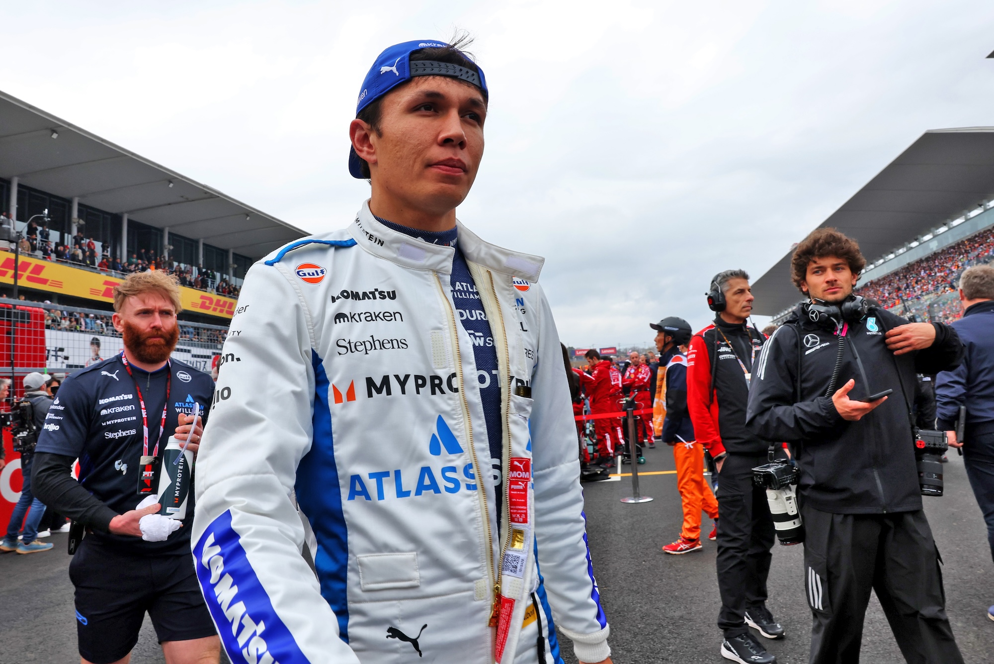 Alexander Albon (THA) Atlassian Williams Racing on the grid.
