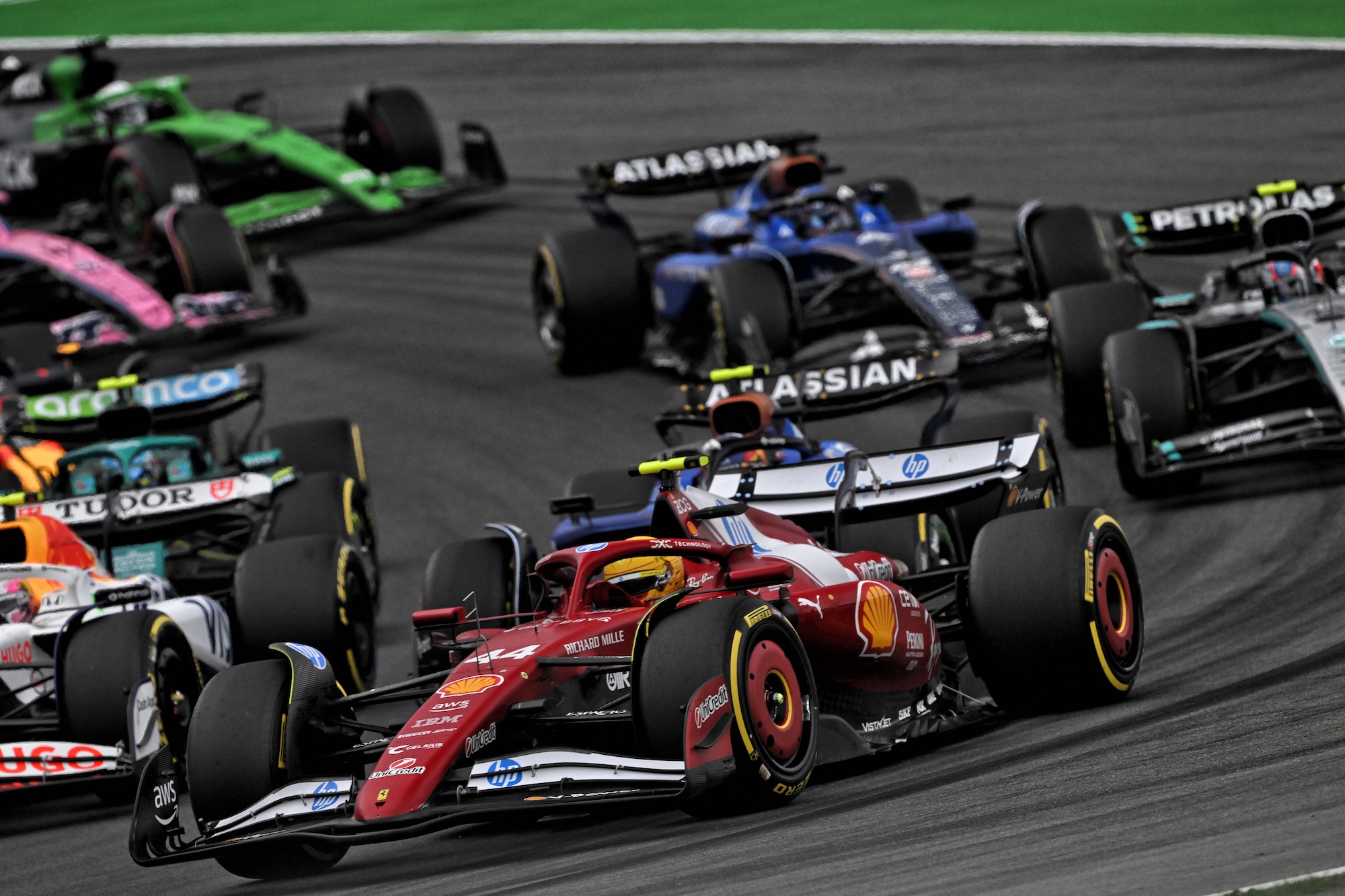 Lewis Hamilton (GBR) Ferrari SF-25 at the start of the race.