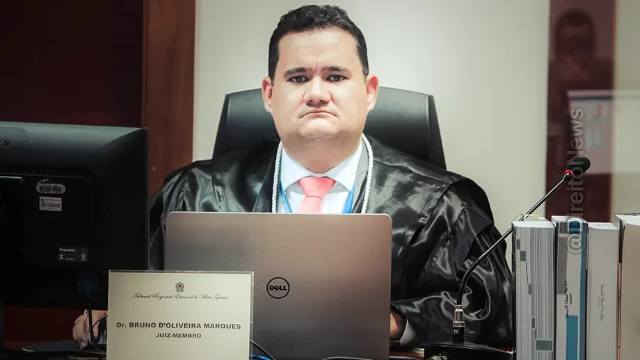 juiz extingue sem julgamento merito acao apos sindicato propor 5 processos iguais