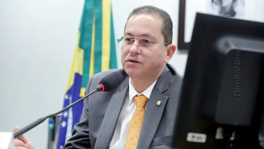 projeto responsabiliza civilmente empregador suicidio empregado quando relacionado trabalho