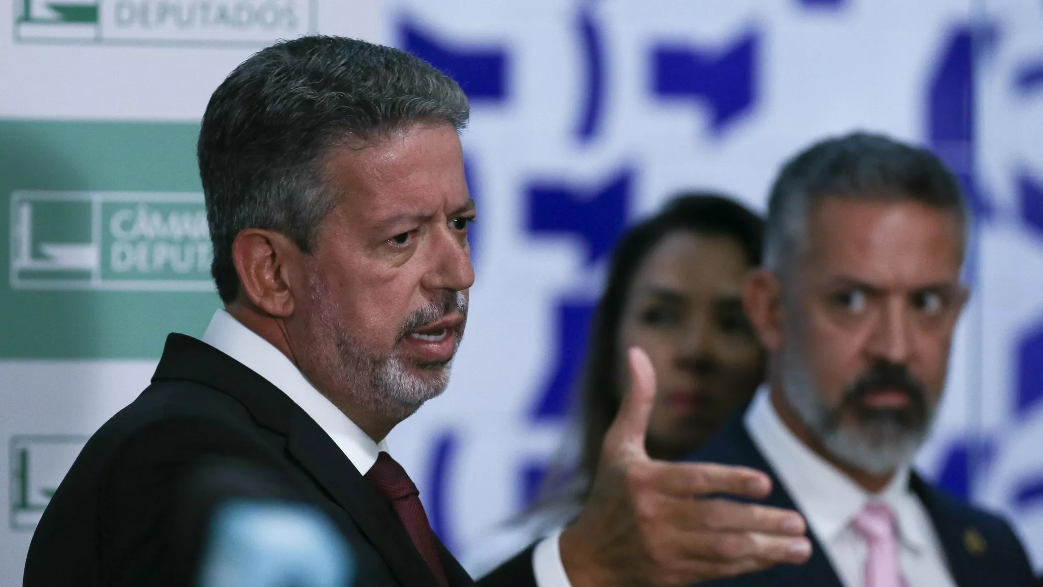 Projeto que reduz IR 'não resolverá reforma tributária definitiva, mas é passo inicial', diz Lira 2