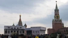 Kremlin classifica como alarmante a informação sobre possível envio de militares franceses à Ucrânia 3