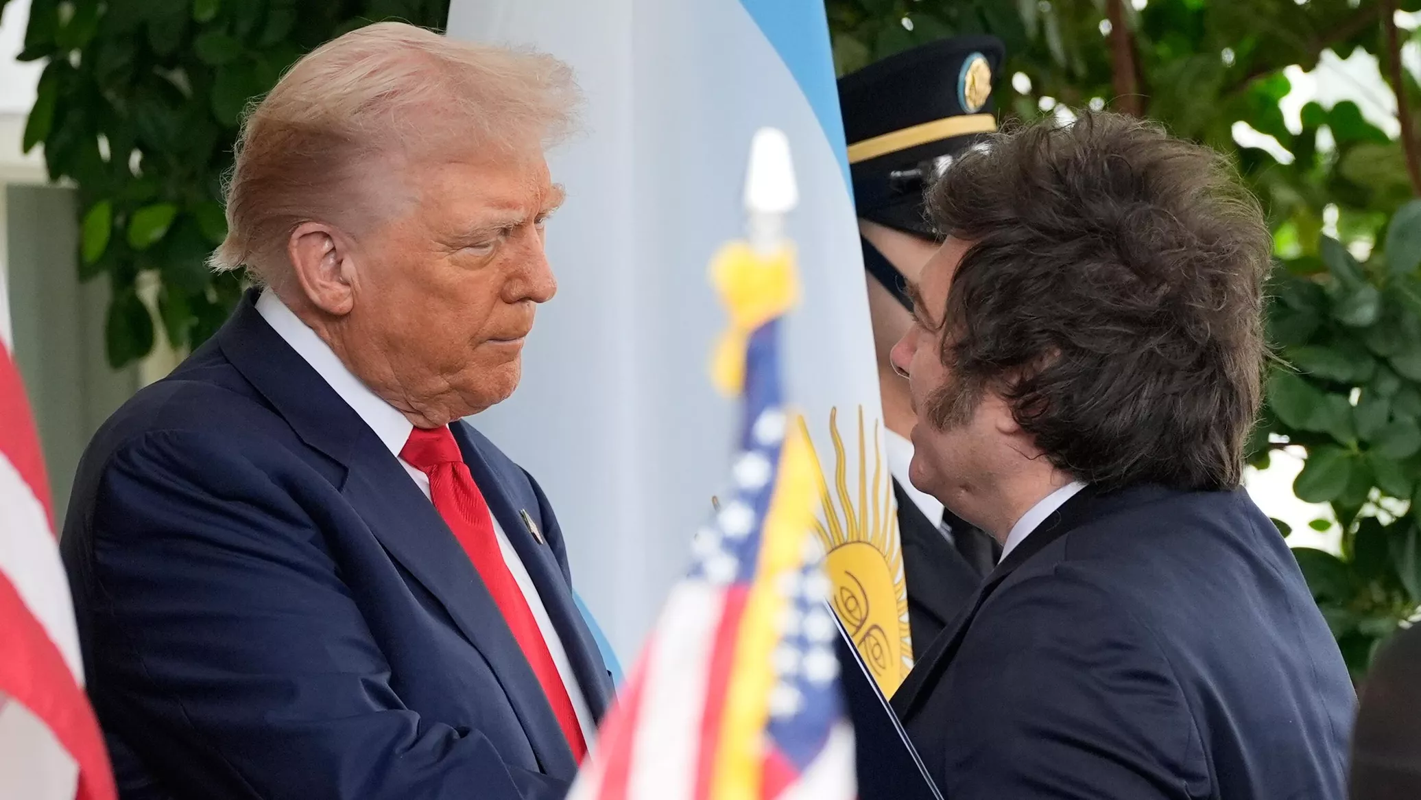 Intervenção por 'convite': como ajuda dos EUA a Milei pode influenciar decisões na Argentina? 4