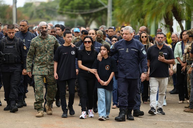 Rio de Janeiro (RJ), 30/10/2025 – Enterro do sargento da Polícia Militar, Heber Carvalho da Fonseca no Cemitério Jardim da Saudade, em Sulacap, no Rio de Janeiro. Foto: Tomaz Silva/Agência Brasil