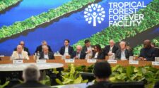 Mais de US$ 5,5 bilhões são anunciados para o Fundo Florestas Tropicais para Sempre, com 53 países endossando sua Declaração de Lançamento 1