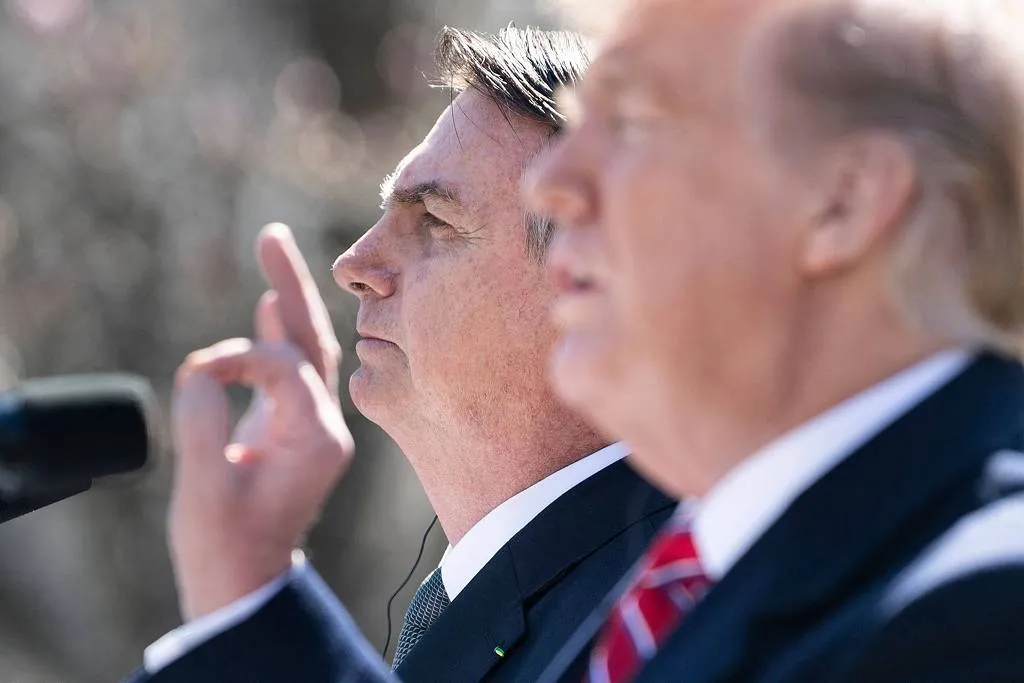 advogado disse bolsonaro tinha amor gay trump perde stj