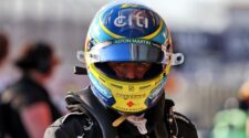 F1: Alonso mostra ansiedade para se despedir do AMR25 1