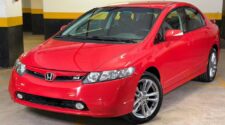 Achado Usado: Honda Civic Si era esportivo mais racional que VW Golf GTI 2