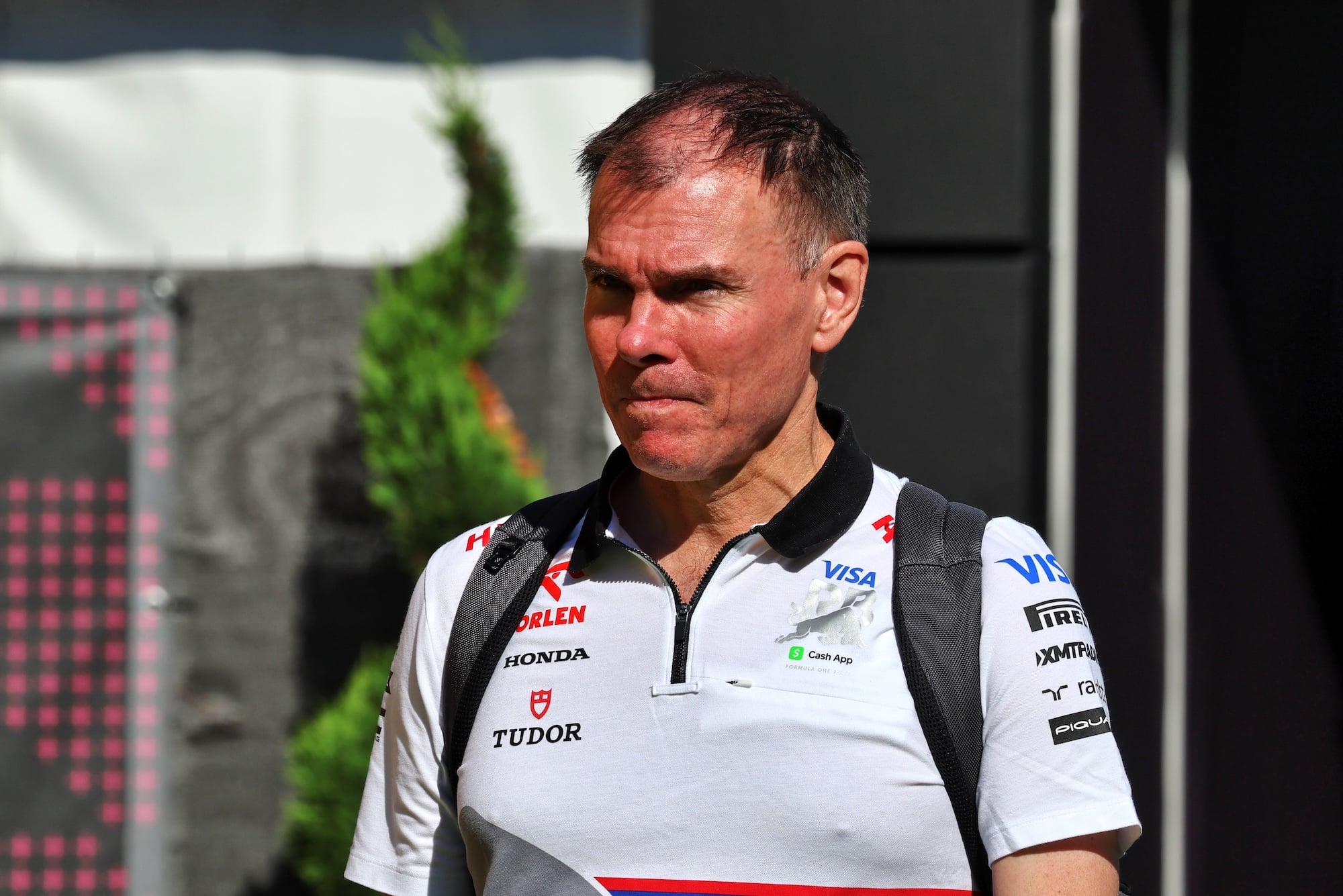 F1: Chefe da Racing Bulls cobra consistência de Lawson