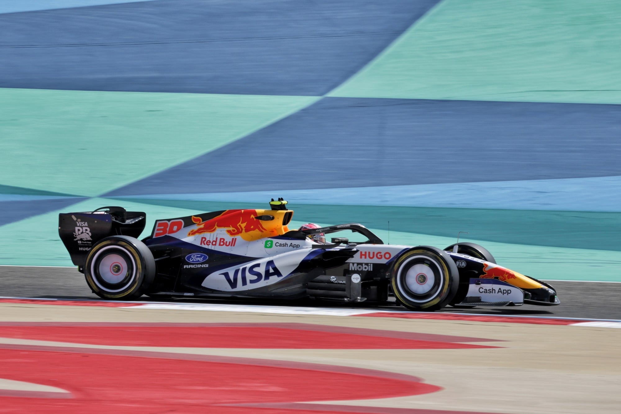 F1: Racing Bulls mantém foco na confiabilidade e busca evolução Liam Lawson (NZL) Racing Bulls Formula One Team VCARB 03.