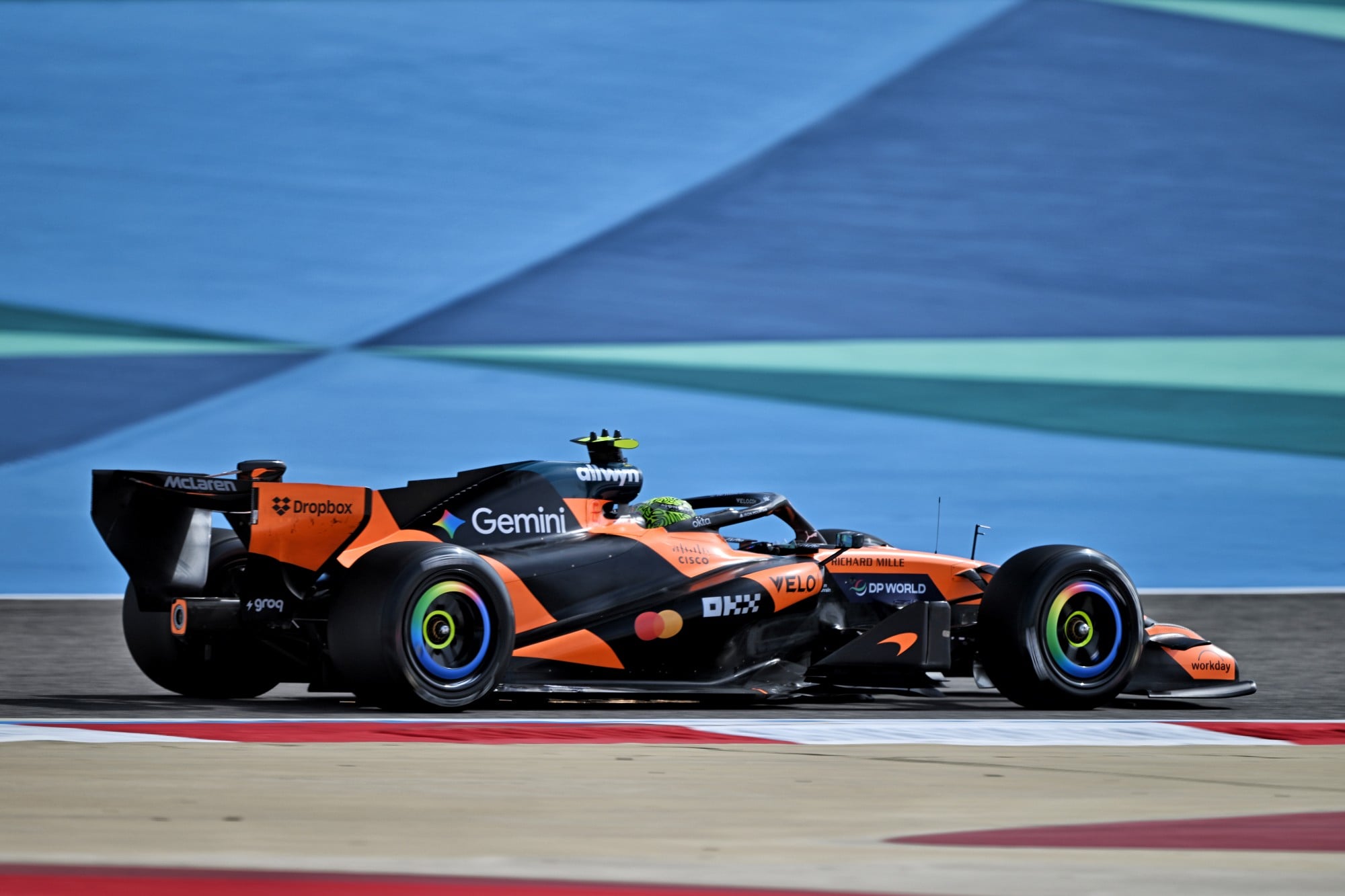 Lando Norris (GBR) McLaren F1 Team MCL40.