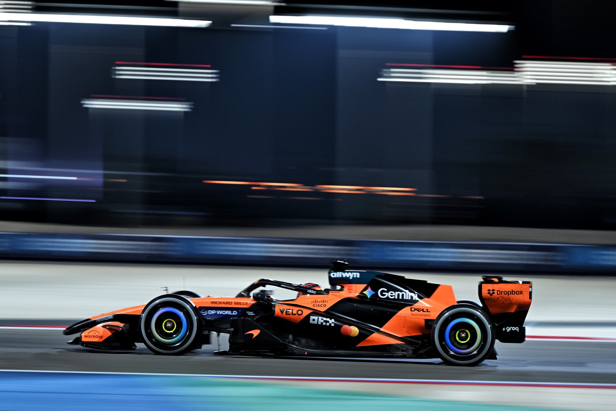 F1: McLaren renova parceria com Dell Technologies para 2026 Oscar Piastri (AUS) McLaren F1 Team MCL40.