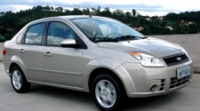 Ford Fiesta: 4 versões usadas por até R$ 50 mil para quem busca o 1º sedã 1