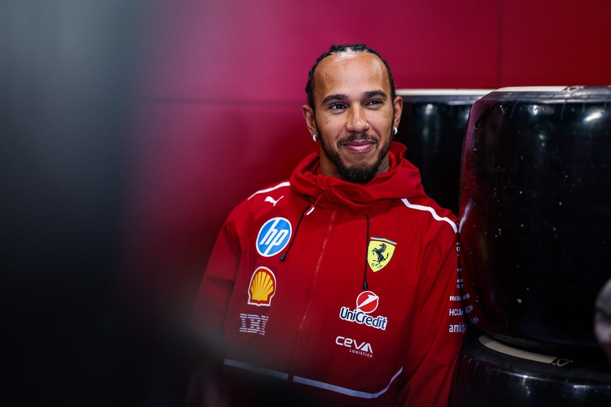 F1: Hamilton ganha força com Ferrari mais competitiva em 2026